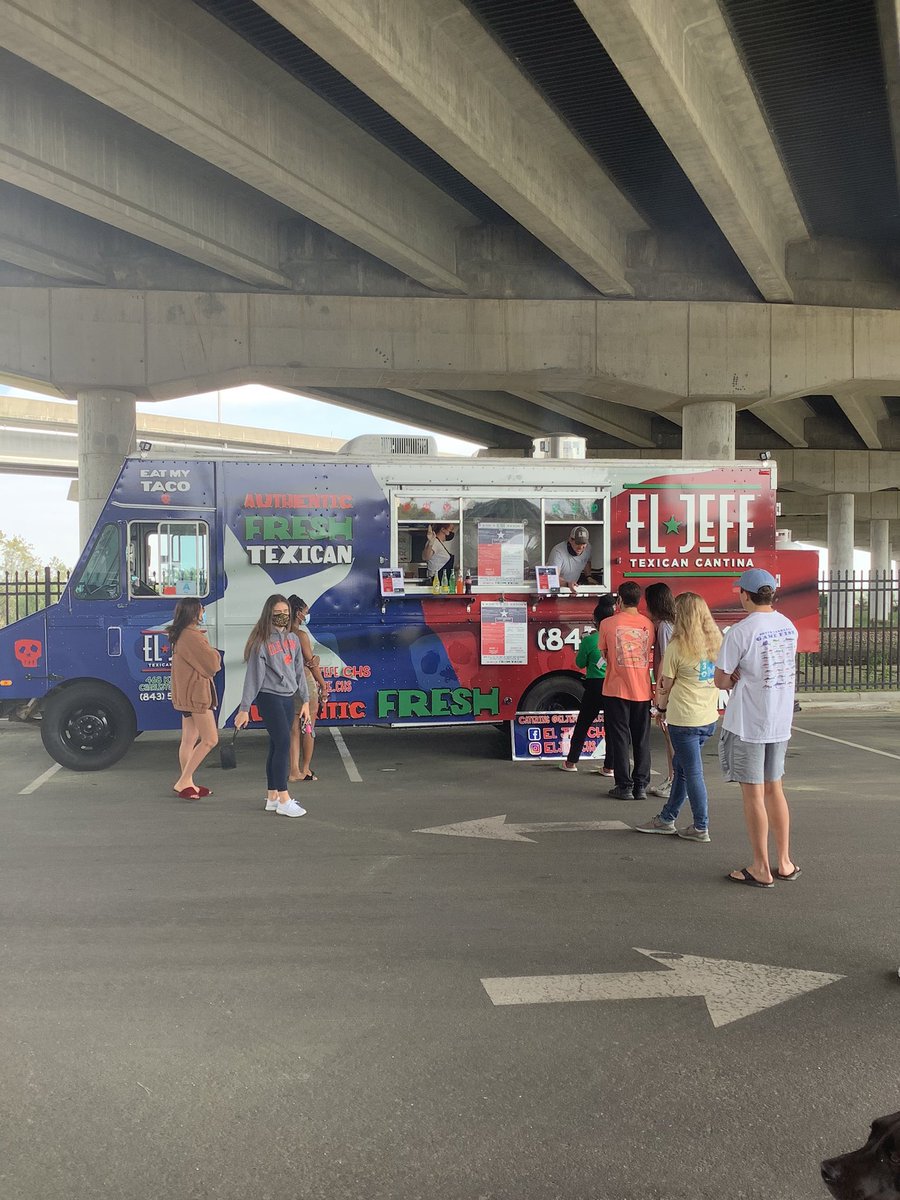 930NoMo's tweet photo. Thank you to everyone who came out and enjoyed our taco truck event! DM us with resident events you would love for us to host! https://t.co/2Ft0o8WnEz