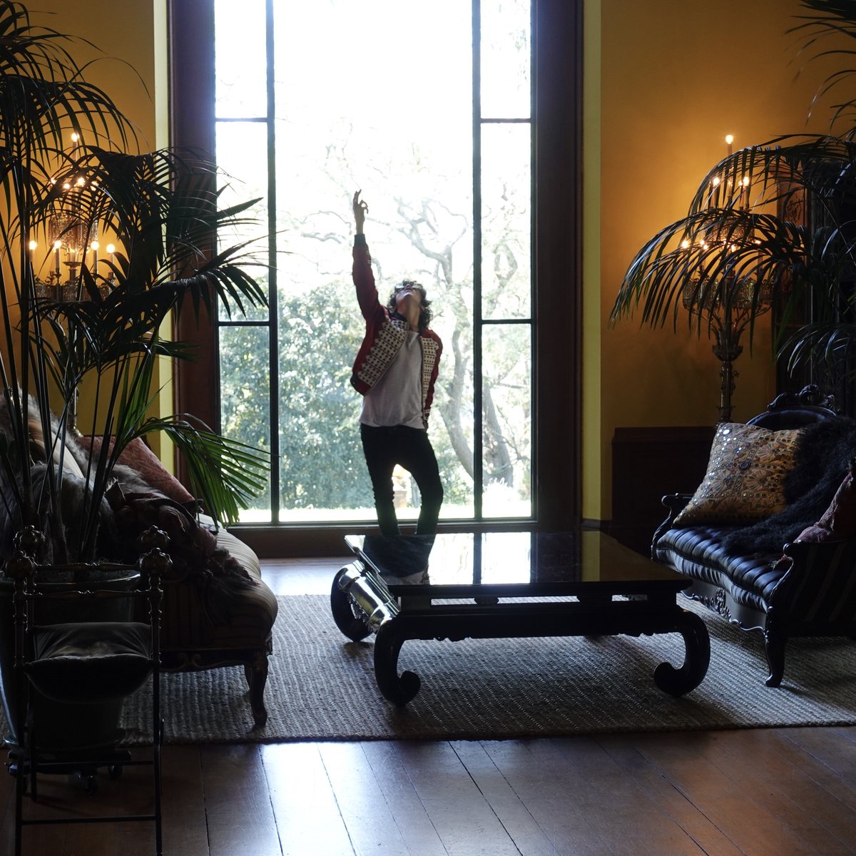 iamlp's tweet image. Reliving this moment ✨✨
Stream "One Last Time" now:  lp.lnk.to/OneLastTime