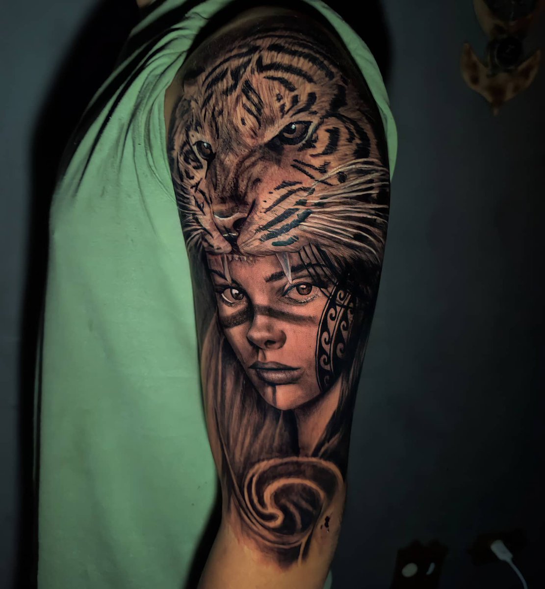 RhayadhZaparoli's tweet image. Trampo desses dias

#nativetattoo #tattoo #tatuagem #santos #sp #tattooemsantos