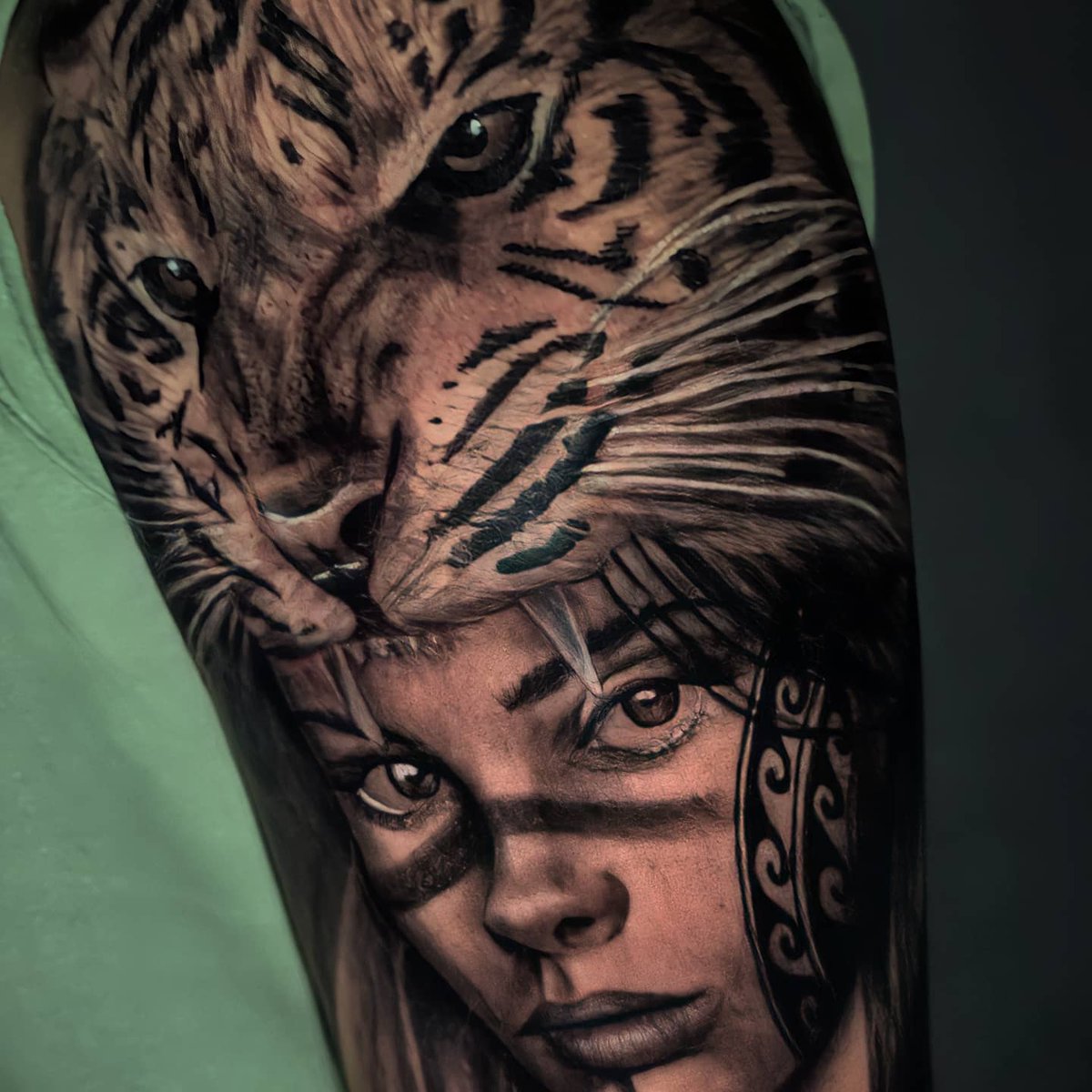 RhayadhZaparoli's tweet image. Trampo desses dias

#nativetattoo #tattoo #tatuagem #santos #sp #tattooemsantos