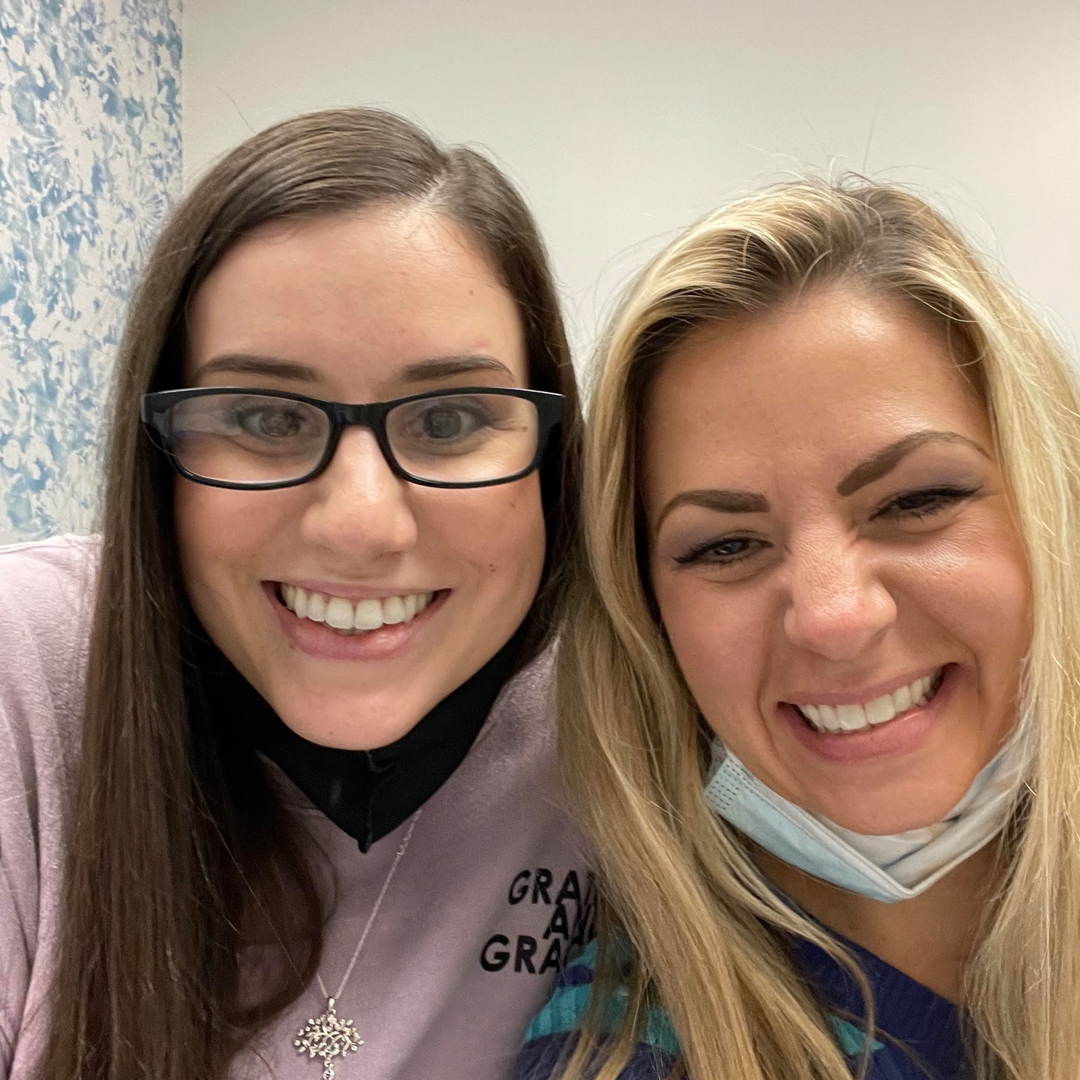 surrogatefirst's tweet photo. All smiles at Surrogate Rachel's Transfer!
#gaydads #gaydadswithkids #ivfsuccess #surrogacyislove #ivfbaby #eggdonor #gestationalcarrier #eggdonoragency #eggdonorcycle #eggdonorbaby #fertilityawareness #gayparents #surrogatefirst https://t.co/JyJPBM7AZa