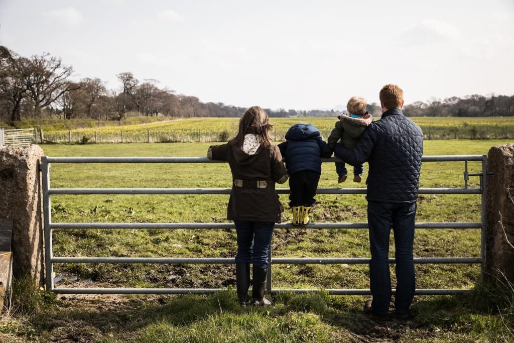 FASScot's tweet photo. Succession planning is vital to protecting the future of your #farming business. You can now access up to £1,000 in funding for #specialistadvice on #successionplanning through @FASScot - without the need for a prior Integrated Land Management Plan https://t.co/xrLmqjZUV9 https://t.co/4FtQLHPD3r