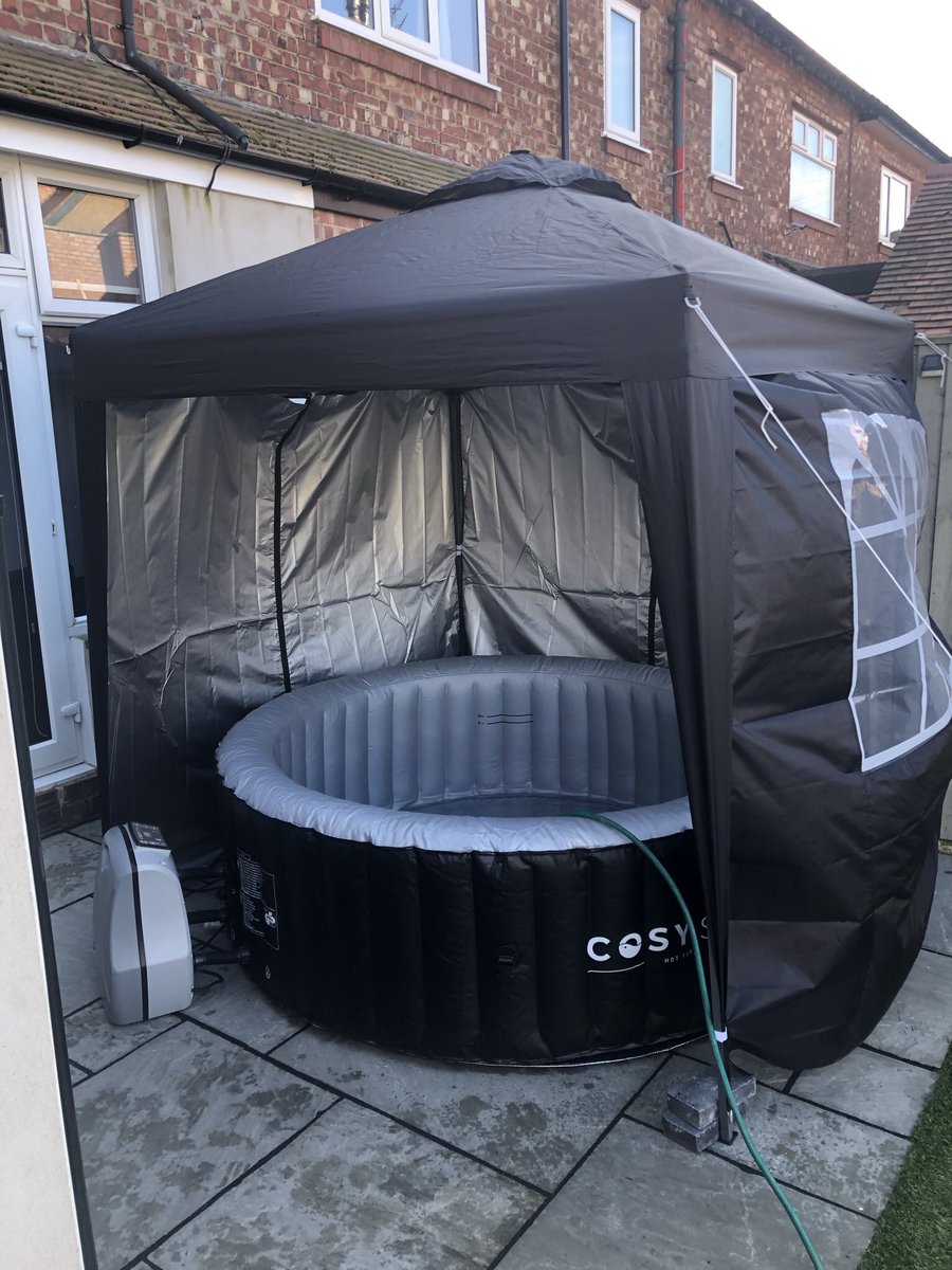 Hot tub hire available 💦💦