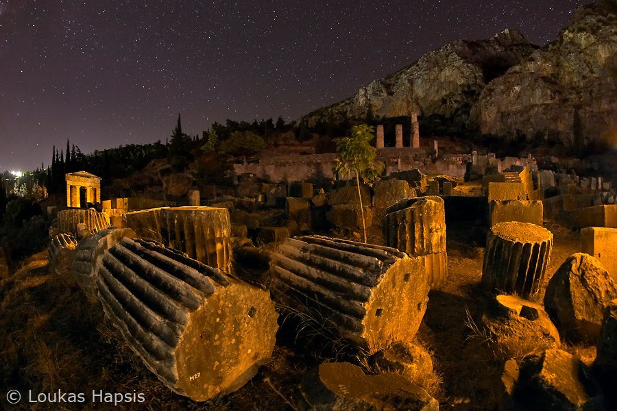 GrecianGirly's tweet image. Delphi by night. Amazing night time shots taken at Delphi, Greece, by astrophotographer, Loukas Hapsis.