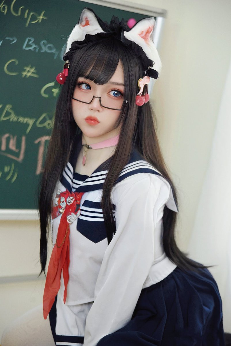 DollBunny2's tweet photo. Would you like to go to school with cats! 😽😽 neko - chan 
IG: Bunnydoll_95 https://t.co/eXiPBpXZP1