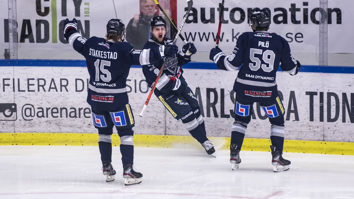 BIK VINNER MATCH ETT ✔️

#BIKKarlskoga svarar för en bra insats när man besegrar Västerås i den första kvartsfinalen hemma i Nobelhallen med 4-2!

Målskyttar för BIK är Henrik Björklund, Gustaf Franzén, Aleksi Rekonen och Mikael Eriksson.