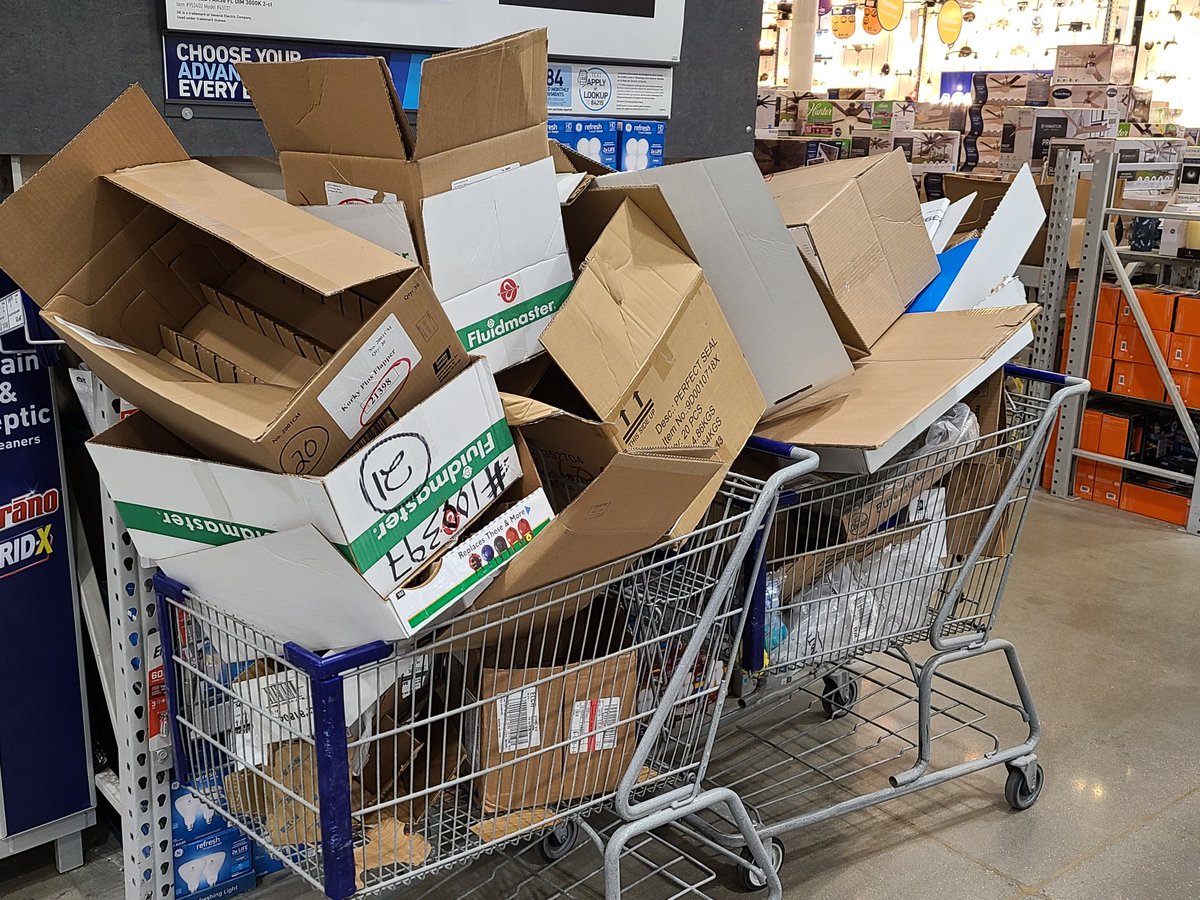 Lowes516 tweet media
