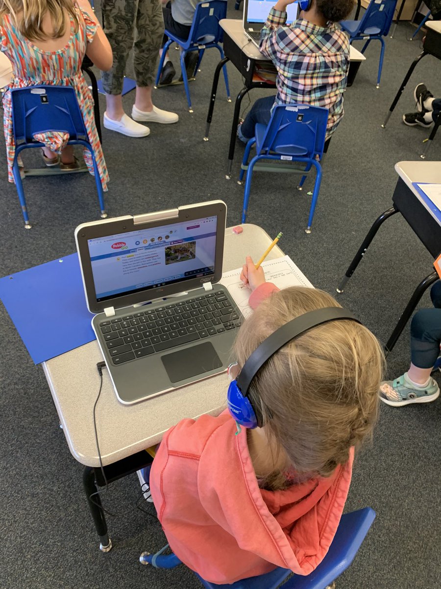 BassettsFirsts's tweet photo. We started our independent animal research writing today! They were so excited! https://t.co/czfbaVvno0