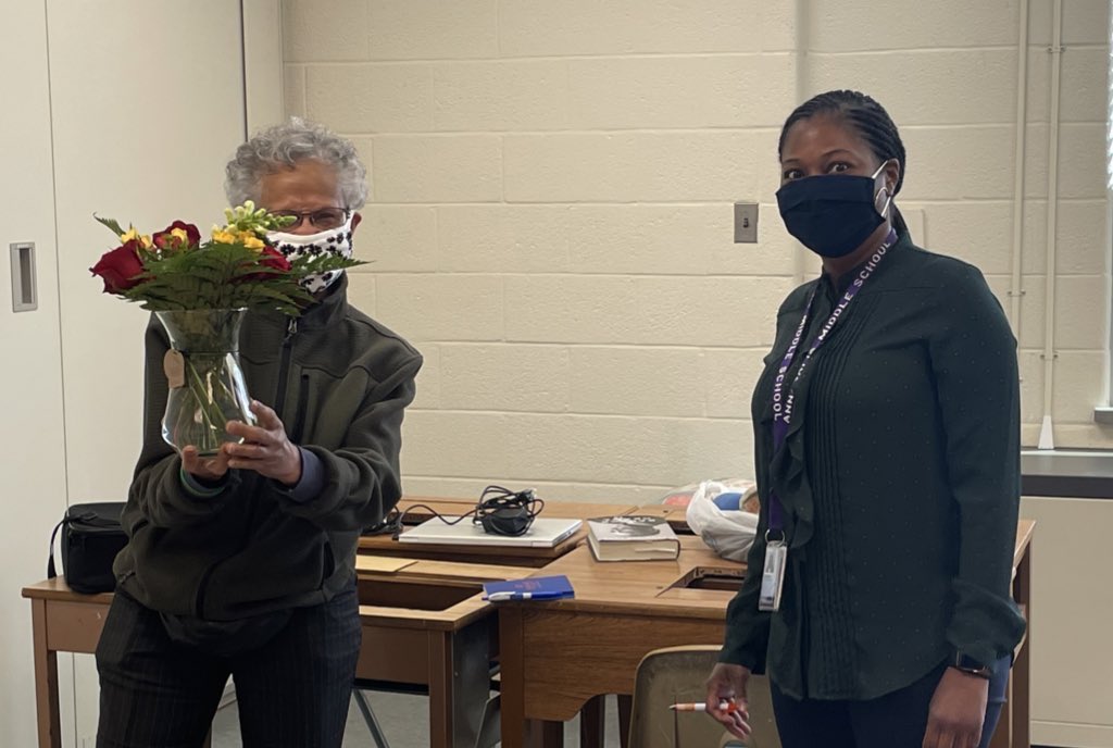 Special delivery from Principal Hunt! 💐Happy Birthday to Ms.Speed🎉🎂🥳