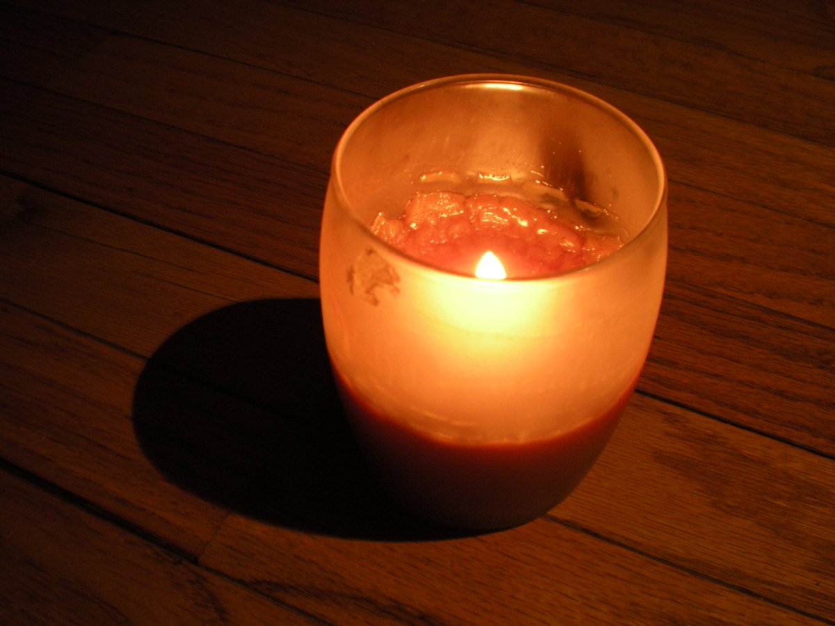 Neddamred's tweet photo. Praying for those who have died,
for the sick, the bereaved,
and all who have found the past year a burden too heavy to bear.

#Prayer
#LightforLives https://t.co/C97PfylROv