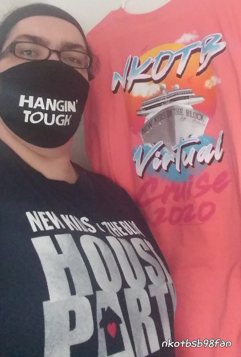 nkotbsb98fan's tweet photo. im supporting my friends daugther @ArabellasArmy who is always #hangingtough today during #HPEAwarenessWeek by wearing my fav. band/group #nkotb #ArabellasArmy #HPE #WeHaveHope https://t.co/2OBqZrJVl9