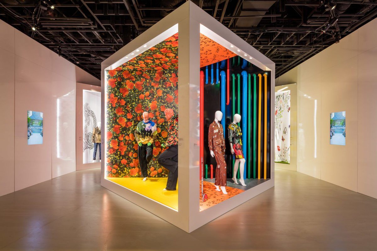cppluxury's tweet photo. Louis Vuitton celebrates over 160 years of creative exchanges with exhibition in Tokyo

https://t.co/vOAPCw97O6 

#LouisVuitton #LVTokyo #Tokyo #exhibition #creativeexchanges #luxury #luxuryfashion @LouisVuitton https://t.co/uPKq3MW3mj