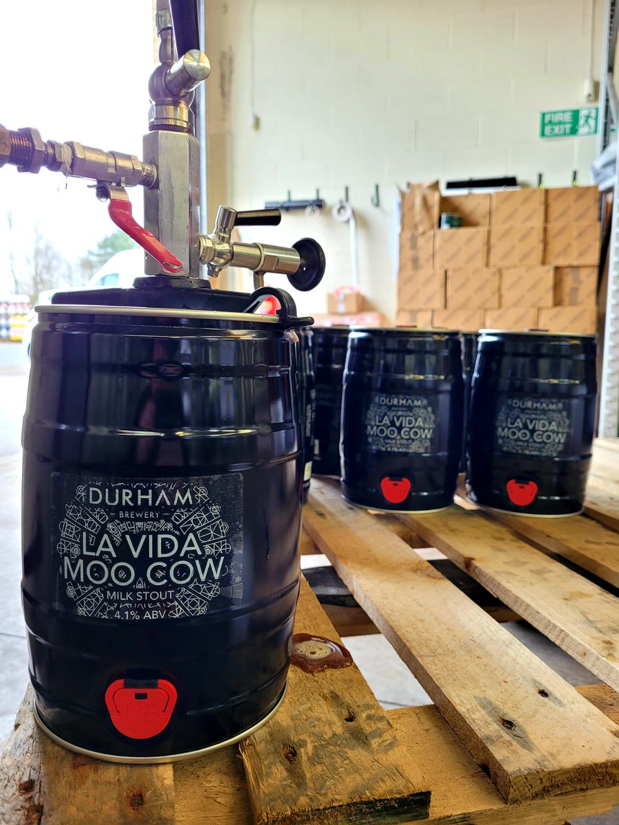 durhambrewery's tweet photo. Check out our 5 litre mini casks, Helles and La Vida Moo Cow, and other amazing Beers online: https://t.co/JjoKmRpAfq
or visit the shop! Wed:10-16.00,Fri:10-16.00 &amp; Sat: 10-14.00 hrs.
#outtalockdown #notjoose #durhambrewery #beer
#camra #qualityale https://t.co/gfveoparMI