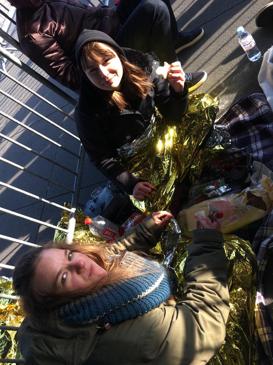 DomiLovesLP's tweet photo. I thought that the concert in Hamburg would be my last but @Juull_Iiaa and @Samweis1900 organized a early birthday gift for me. A trip to Luxemburg including the @mikeshinoda show! I was shocked bec no one ever did something like that for me before 😭
So my journey started https://t.co/qeTtW0r0Nc