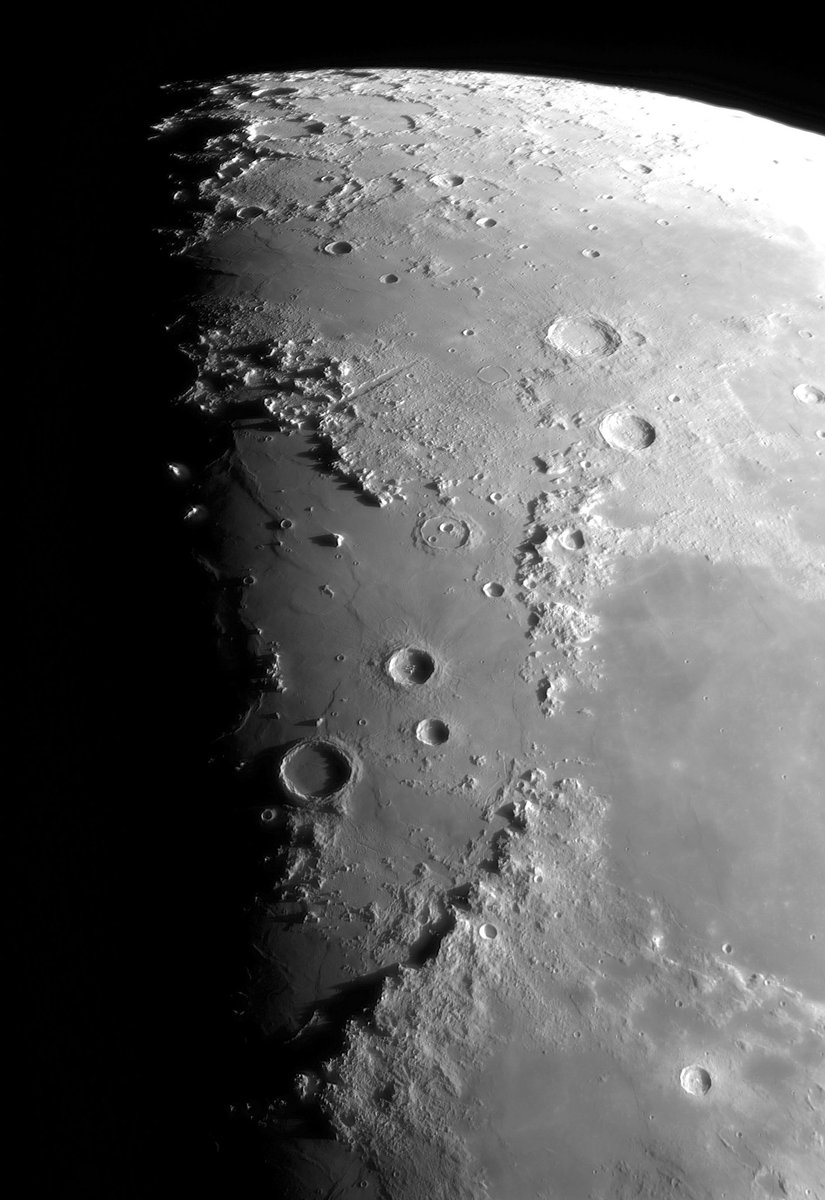 Impresionante captura de la #Luna por parte de Rafael Benavides, <a href="/Rafaelbenpal/">Rafael Benavides</a>