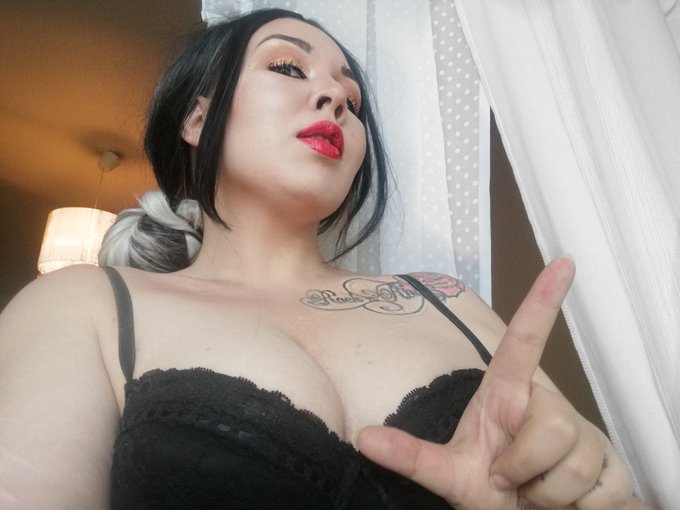 Im spinning the wheel with My fans/subs on onlyfans but YOU can also spin!  Its Findom/Hypno/Body Worship<a href="/tag/ditl"class="tags"><span>#ditl</span></a><a href="/tag/newyoutuber"class="tags"><span>#newyoutuber</span></a>