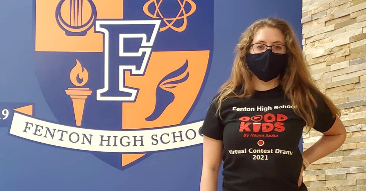 FentonHS's tweet photo. 𝘾𝙤𝙣𝙜𝙧𝙖𝙩𝙪𝙡𝙖𝙩𝙞𝙤𝙣𝙨 to Fenton’s cast of “Good Kids” for qualifying for the IHSA State Finals in Contest Drama, which occurs virtually this upcoming weekend.
⁣
Carolina Rosas, Joan Hitt, Christopher Kovich, &amp; Yarely Galeno were also named to the All Sectional Cast. https://t.co/yllq1ND4sv