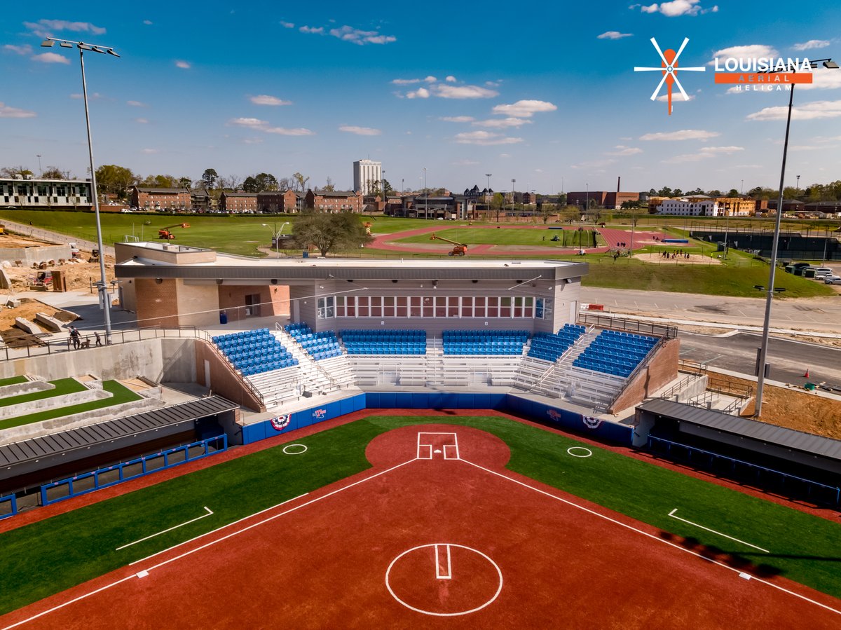 lahelicam's tweet photo. Louisiana Tech University Softball - 3/21/21
#louisianatechuniversity #softball #techbulldogs #wearelatech #everloyalbe #softballfield #sports #college #ruston #drone #uas #uav #custombuiltdrones #35mm #fullframe https://t.co/VHoOeovgjk