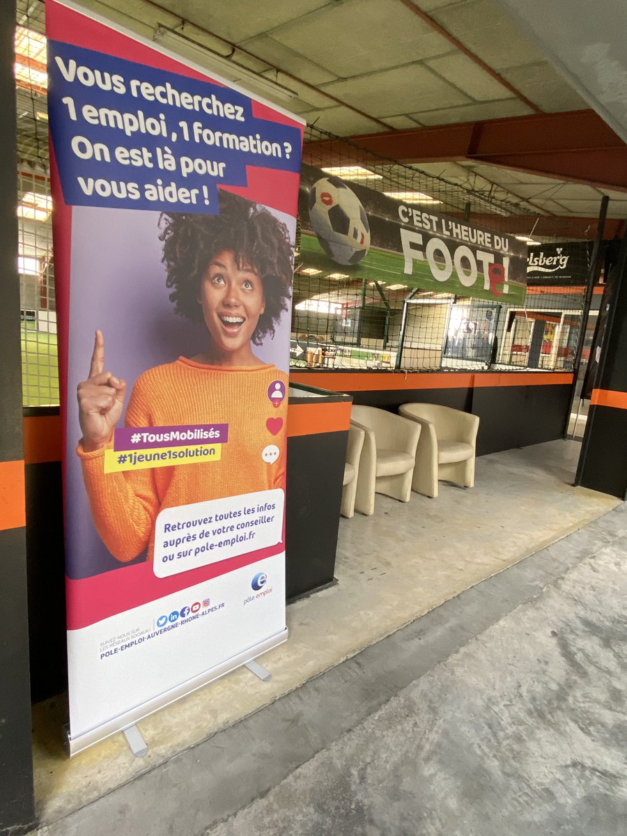 Une belle action aujourd’hui dans le cadre de la semaine de l’emploi jeune! Une rencontre entre entreprises (dont les métiers de bouche) et jeunes hors du cadre conventionnel, et autour des valeurs du sport! Bravo au <a href="/PE_Valence/">Pôle emploi Valence</a> pour la mobilisation 👏🏻@poleemploi_ara
