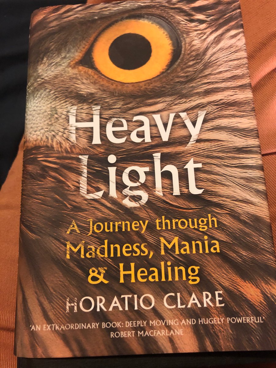 bookbeacon's tweet photo. ‘You have to push yourself out of your room, sometimes.
David says.
Matt nodds. 
We all feel it. 
Push yourself out of the room.’ 
#amreading #psychotherapy #Healing https://t.co/4Yhr88MLp6