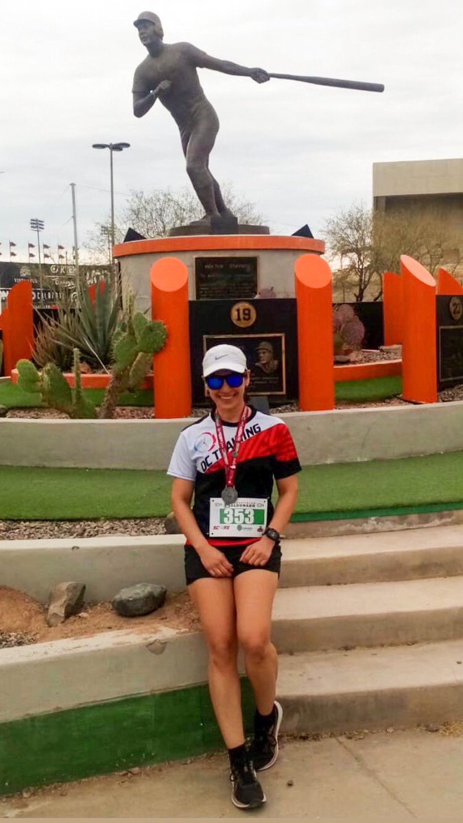 GemaFierro's tweet photo. Ahí donde me ven sentadota gané 2do lugar en mi categoría en los 10k del 21k HMO. Ese diploma lo avala 🌝 ¡Ánimo! #TDCtraining https://t.co/2jfTRT5j5O