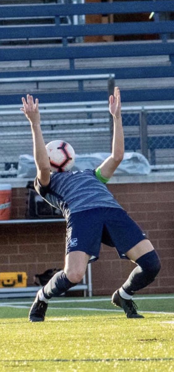 Andy_Young99's tweet photo. @Ibra_official matrix challenge mid match https://t.co/oiKUEIZoj7