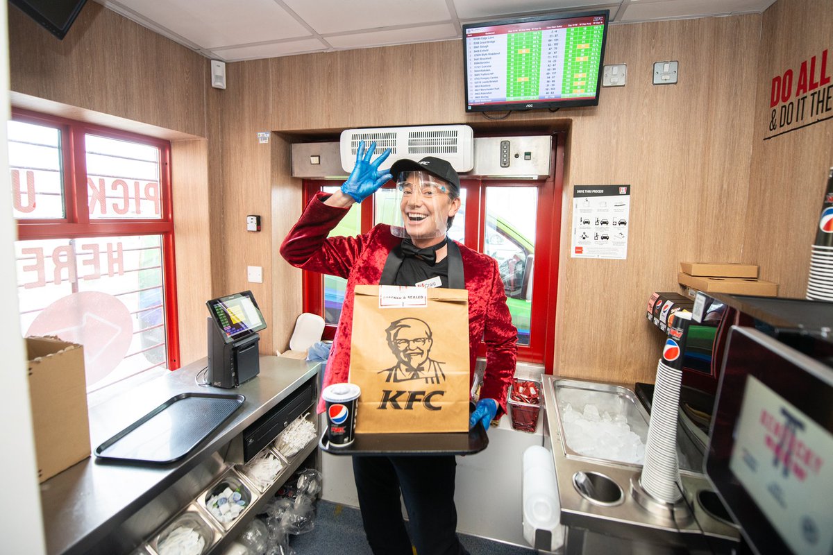 tony_kershaw's tweet photo. Fried chicken fans got a shock at the Drive-Thru when they were served by Strictly Come Dancing villain Craig Revel Horwood. #kfc #craigrevelhorwood #judge #swns #pr #72point #photographer #photography #drivethrough #strictlycomedancing #kfcfoundation #getfried #comicrelief https://t.co/3XF1UYUztd