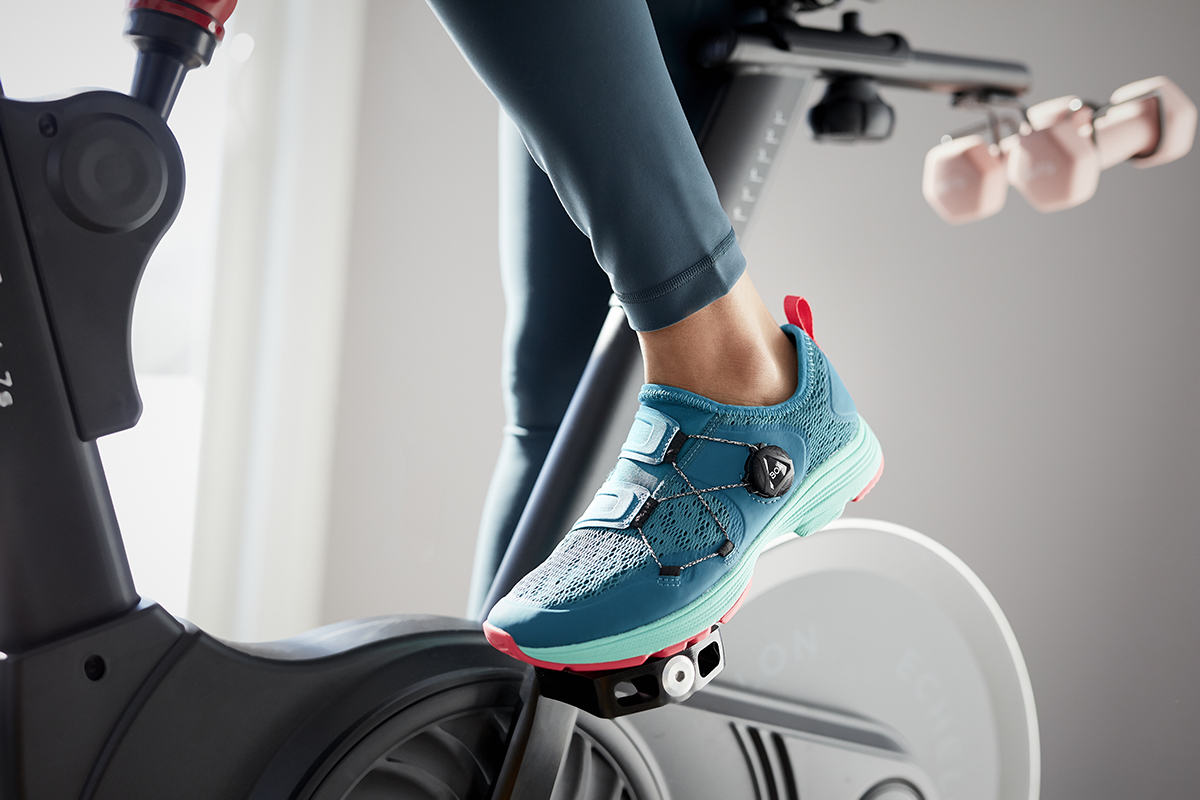 With our all-new Cadence spin shoe you can go from your bike to burpees with ease. Learn more here: trek.bike/CadenceSpinShoe