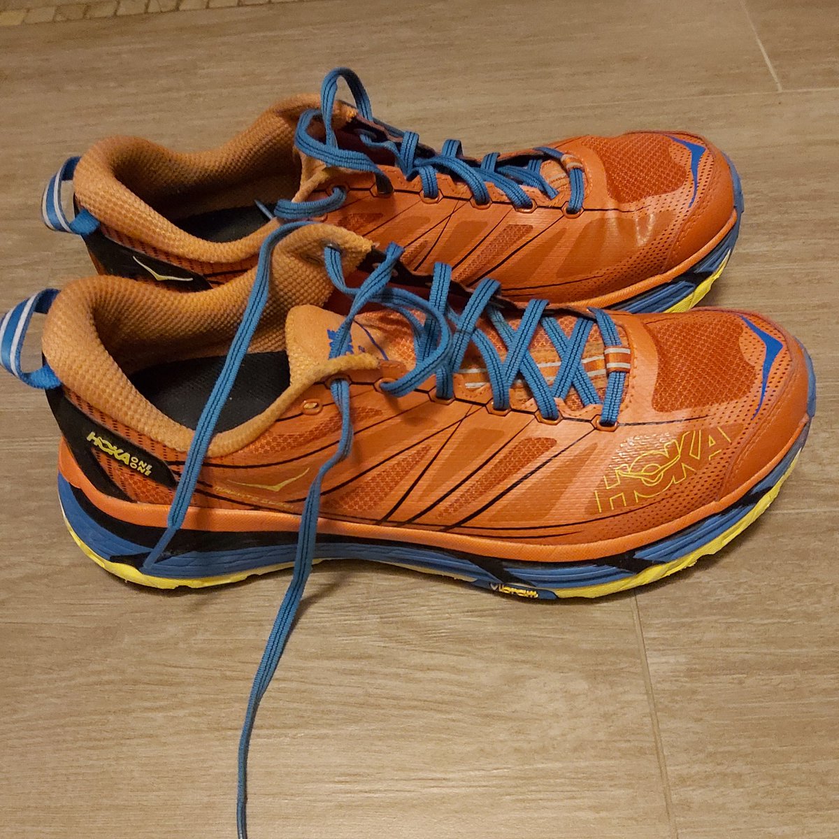 PaoloSpero's tweet photo. I would say I am ready for this. Decent last long run in the bag. Also discovered the joys of sticky rice as a good food to eat #abbotsway #125km @HOKAONEONE these mafate speed 2 are the perfect shoe
Now time to hope we move into an orange zone or this race isn't happening ๐๐ง https://t.co/mOM3WuSa8Z