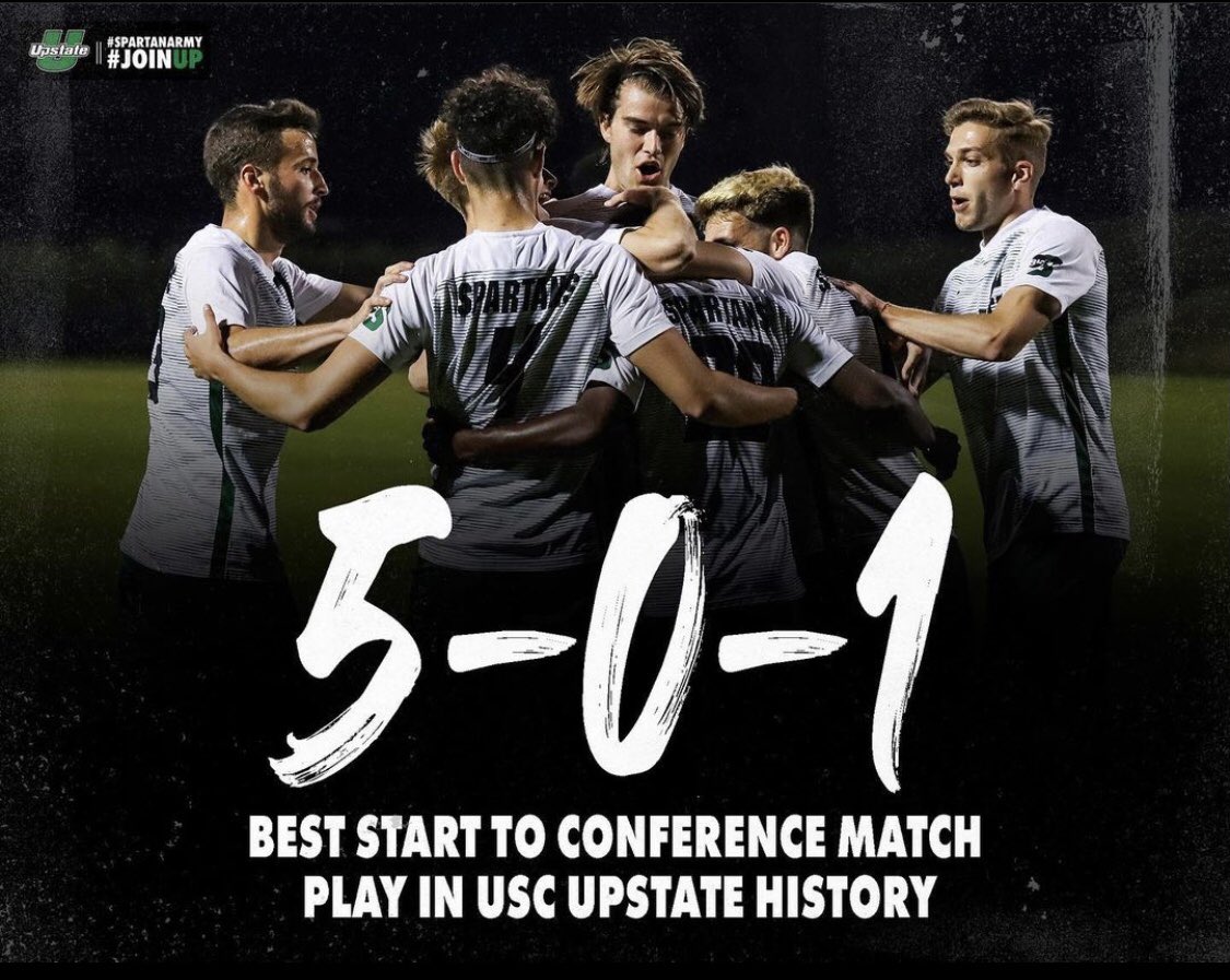 USCUCarolinian's tweet photo. Proud of our Men Soccer Team! Great job 👏🏼 https://t.co/XuHBzDwWq0