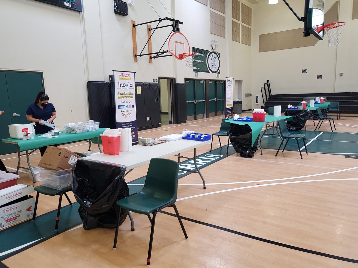 InoviaPharmacy's tweet photo. Inovia Pharmacy immunization team, vaccinating Norris School District. See you for second dose soon. 

#Moderna #vaccination #bakersfield #KernCounty #inoviapharmacy https://t.co/gtnhUjJpMQ