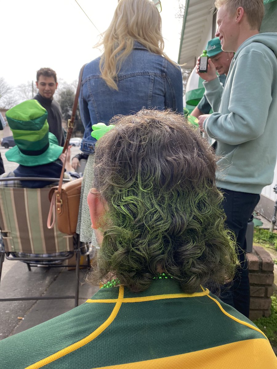 anthonyriley7's tweet photo. Gotta get the mullet green for St Pattys day for the best bar! #BestBarRileys https://t.co/QsL8QsUzWS
