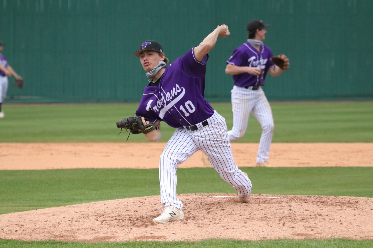 Alumni_BHS_Bsbl's tweet photo. Congrats to @AndruThaGreat on his first collegiate start for @TNUBaseball . Strong outing: 3 innings, 2 hits, no runs and 3 Ks. We see you competing!! https://t.co/uGQ1h2klUy