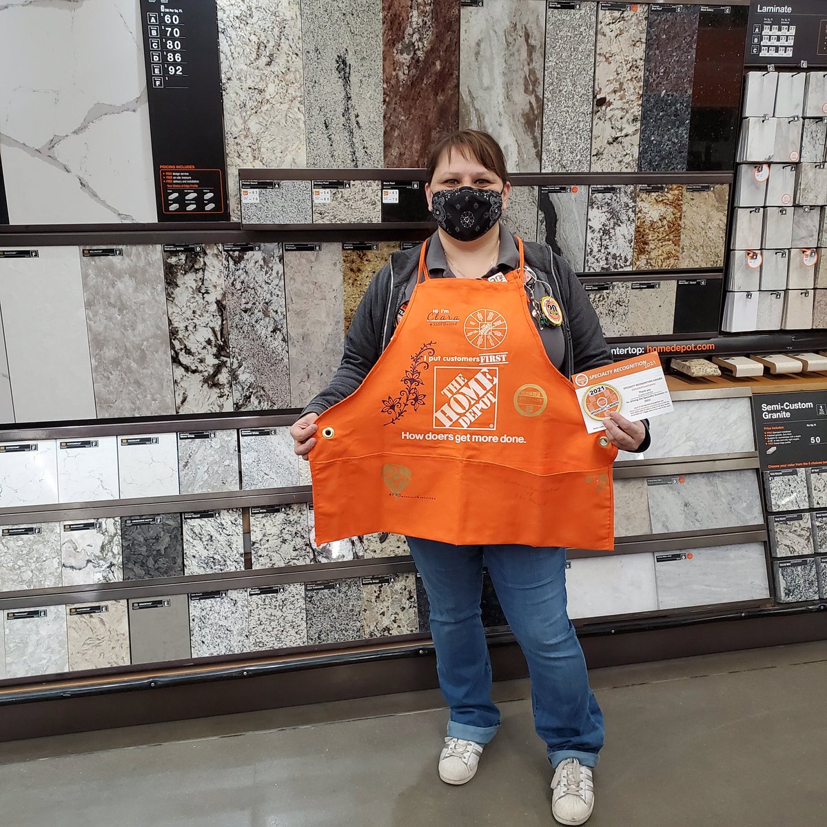 Adriana Velez ❤️ Memecoin tweet media