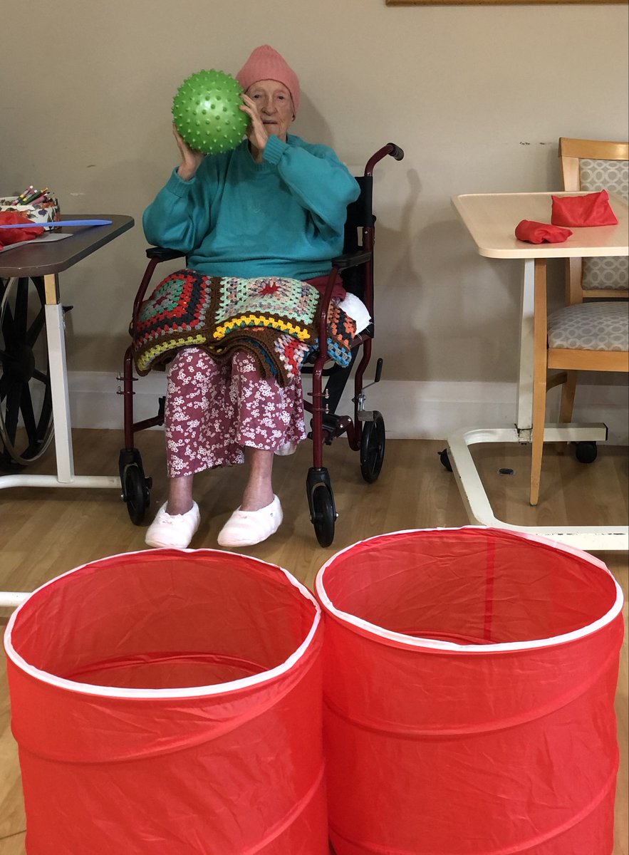 SummitCare's tweet photo. Every week the SummitCare Liverpool residents have the choice to attend a cooking class and this week the residents cooked cupcakes. Other residents played ball games.

#SummitCareLiverpool #agedcareAustralia https://t.co/Qor8bhR6DH