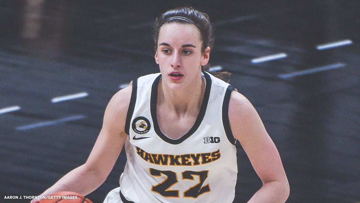 espnW's tweet photo. .@CaitlinClark22 PUT ON A SHOW as 5-seed Iowa takes down 4-seed Kentucky:

🔥 35 Pts
🔥 7 Reb
🔥 6 Ast
🔥 6-12 3-Pt FG https://t.co/xM1tiNA18C