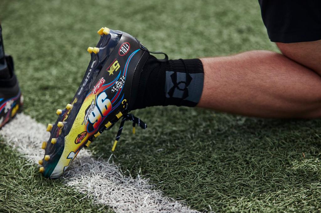 under armour speed cleats