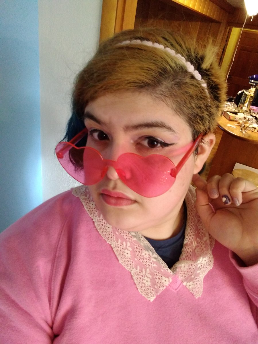 FenwayTeenDM's tweet image. #jaspersgameday announcement!! We have a game with the amazing @MargaretKrohn! Playing Witches and Spellcraft! Special guests @LiquidRina @PaigeLeitman @breannaflaim! Auction/Raffles start March 28th! Who wouldn't want to play in this game? Proceeds go to Suicide Prevention!