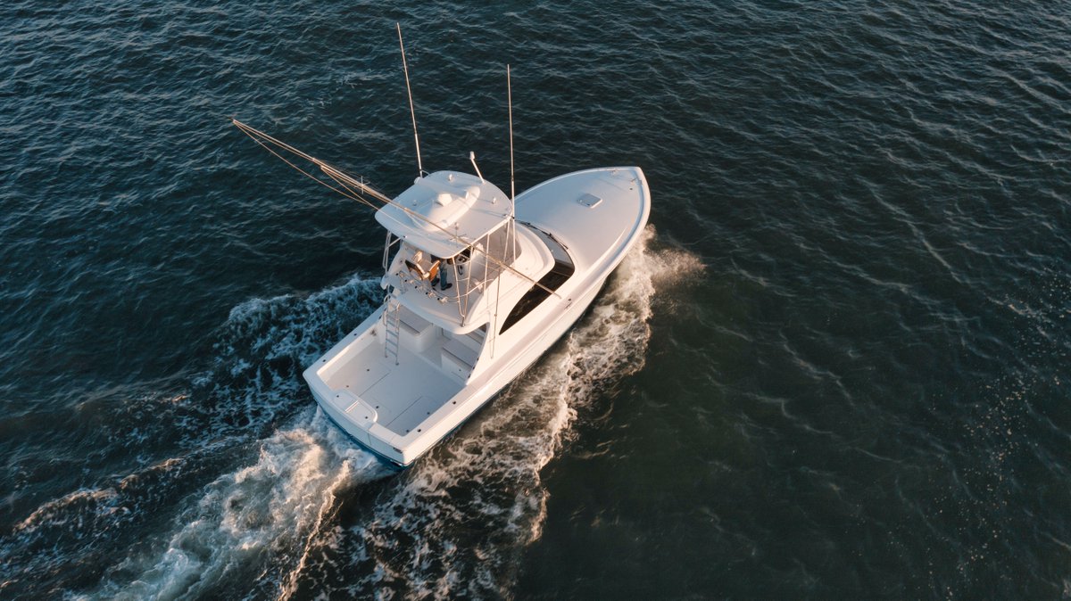 Which Viking model do you prefer? The 38 Billfish has a special place in our hearts, as an easy-to-own-and-operate fishing machine with competitive comfort and quality. See her at the show this week! 

HMY Viking Product Specialist 561-331-5200 

hmy.com/viking-yachts/…