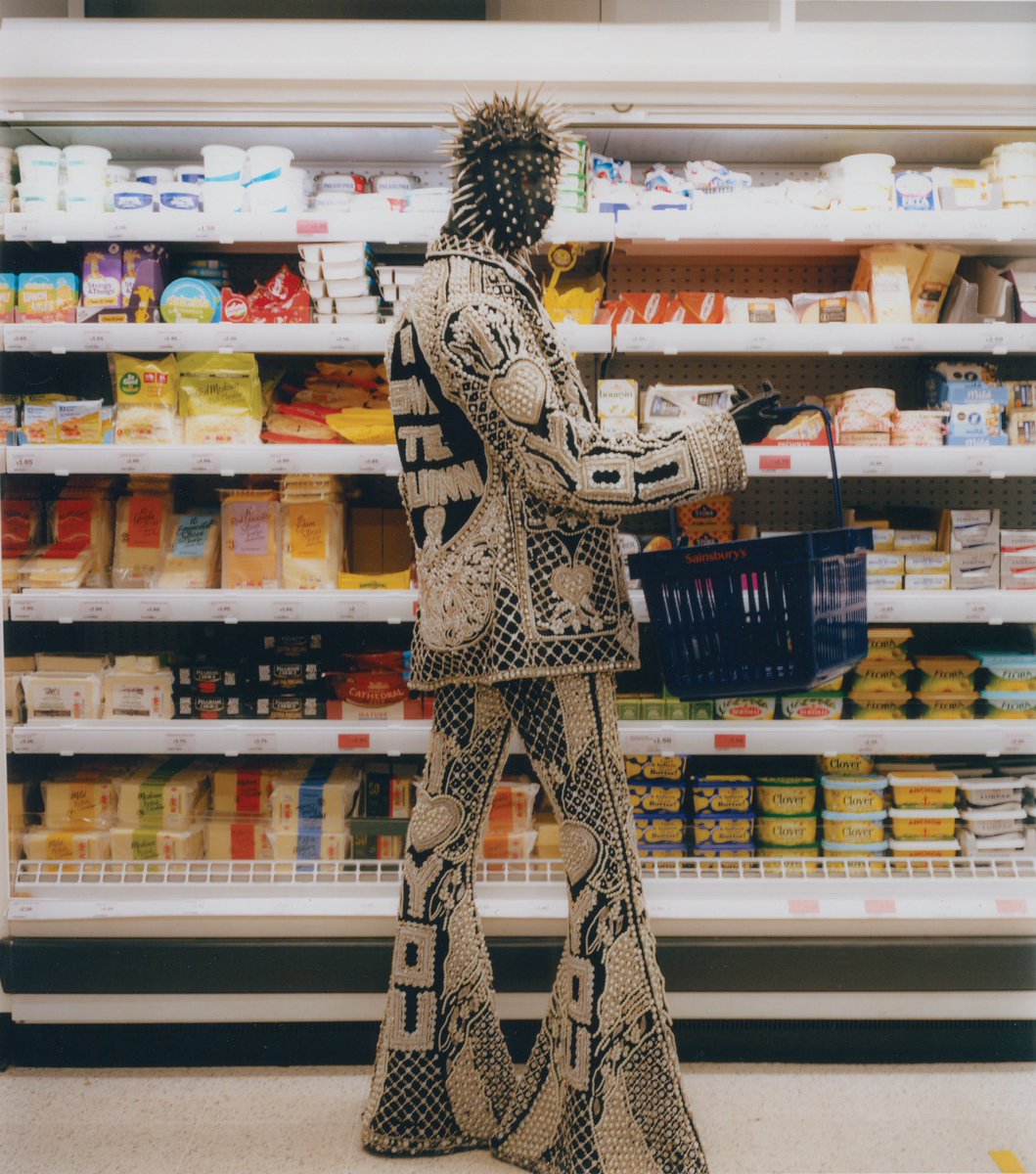 off to the shops bbz, need anything? 
#kingkongmagazine