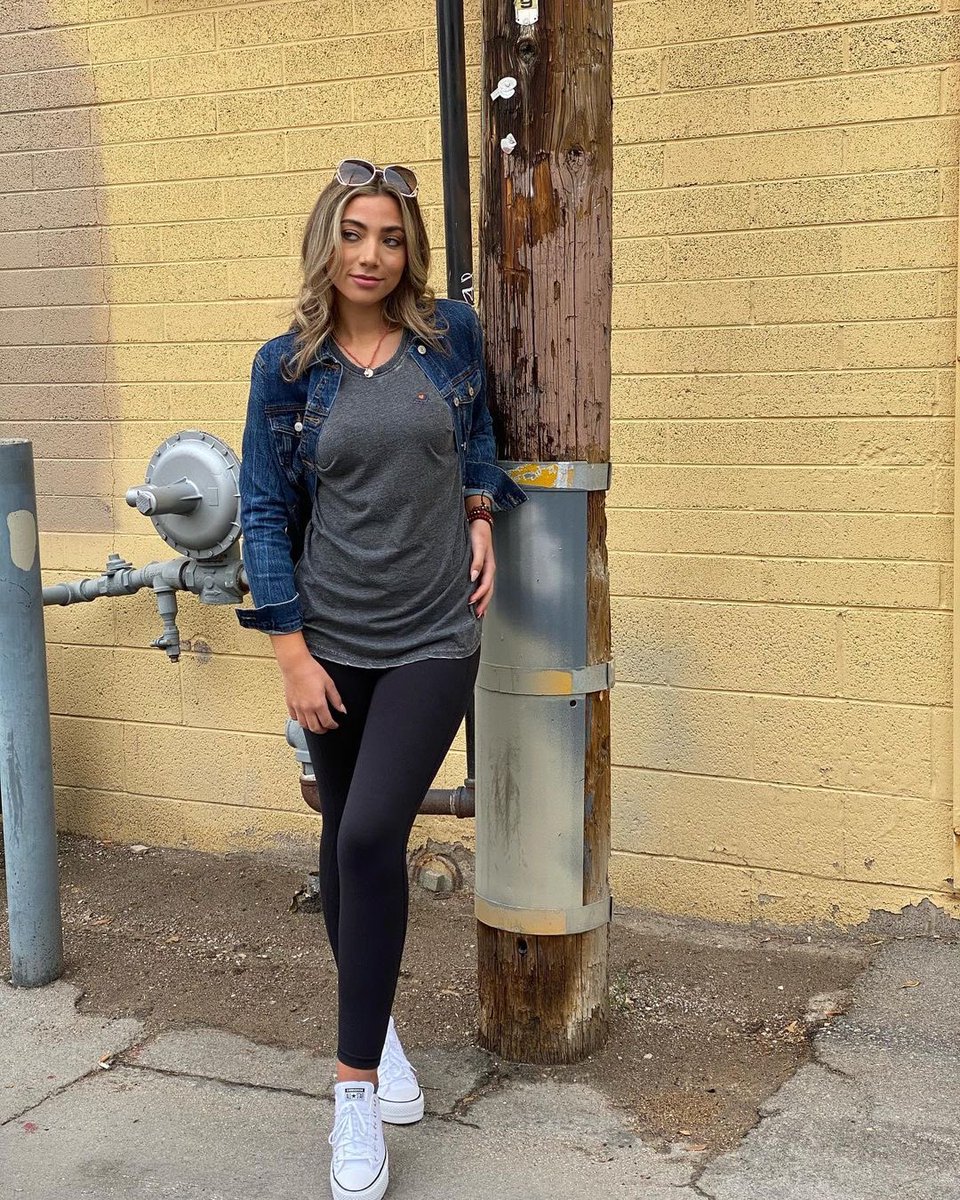 layop's tweet image. 🚨 Spring is officially here so why not give you some teasers from our BTS shots from our SS21 photoshoot ... these are just a few pics! 📸 

Stay tuned for more! 💯

Collection begins to drop April 2021! 😎🐢®️ 🌊 🏄🏽‍♂️✌🏾❤️
.
LAYOP.COM

#BTS