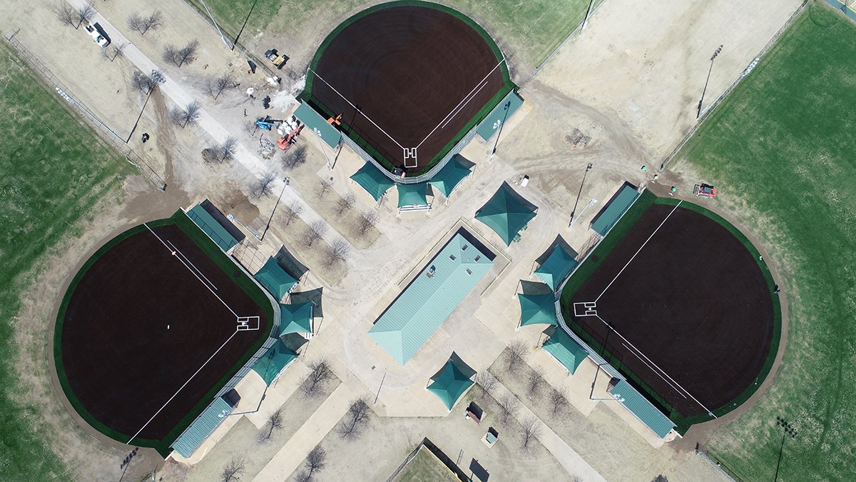 Sports_Fields's tweet photo. #FIELDS | Another job well done by the FIELDS team! 👏👏 These multi-purpose fields are a great addition to the city of Waxahachie, TX. #FieldsOfDistinction https://t.co/AEKXD3ZMXv
