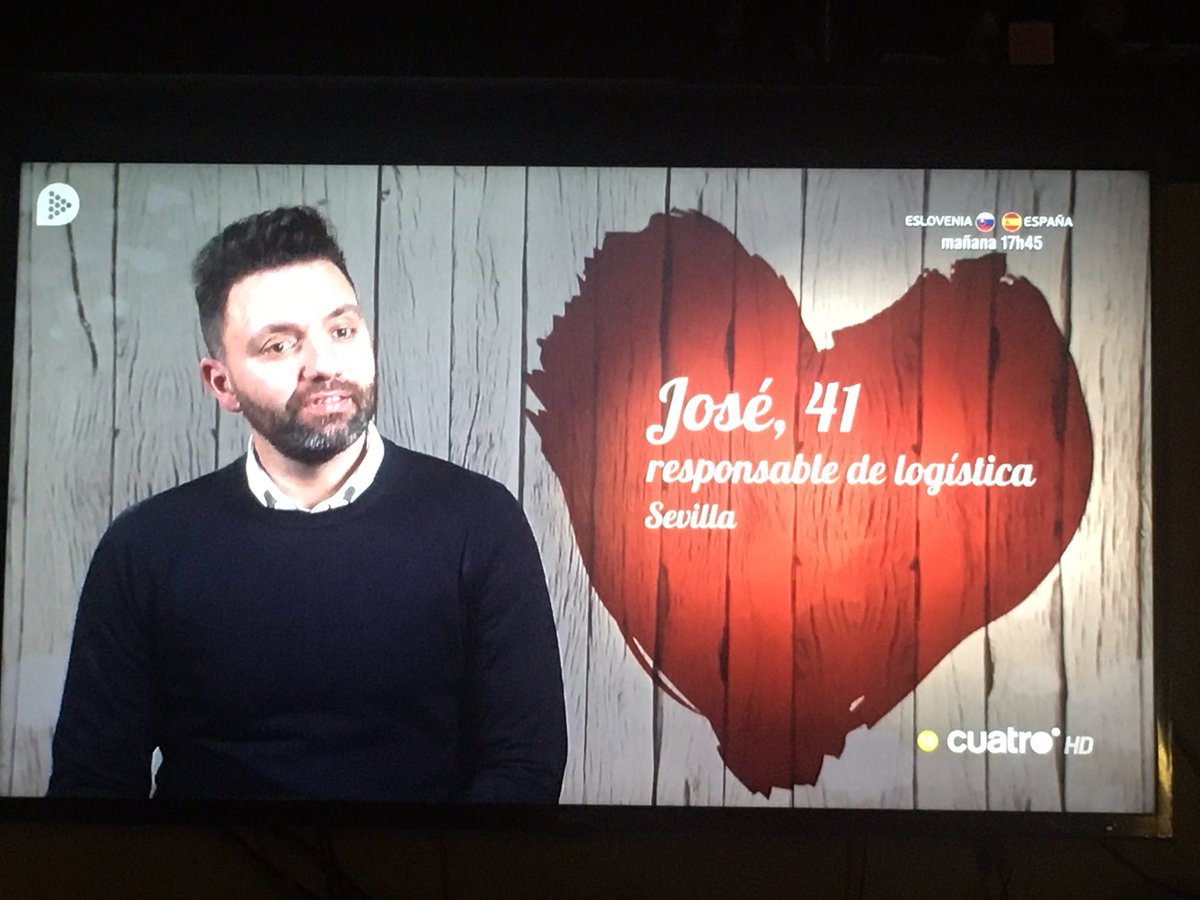 Objeparanormal's tweet photo. Bueno bueno, sorpresita de mi compi de colegio Jose Manuel, que desde la #isladelastentaciones le decimos Manué 🤣🤣🤣 Va por ti campeón!! #FirstDateManueLaManitaRelajá 🤣🤣 En @firstdates_tv. Vamos Manué!! #Fistdate https://t.co/2TztqikaAp