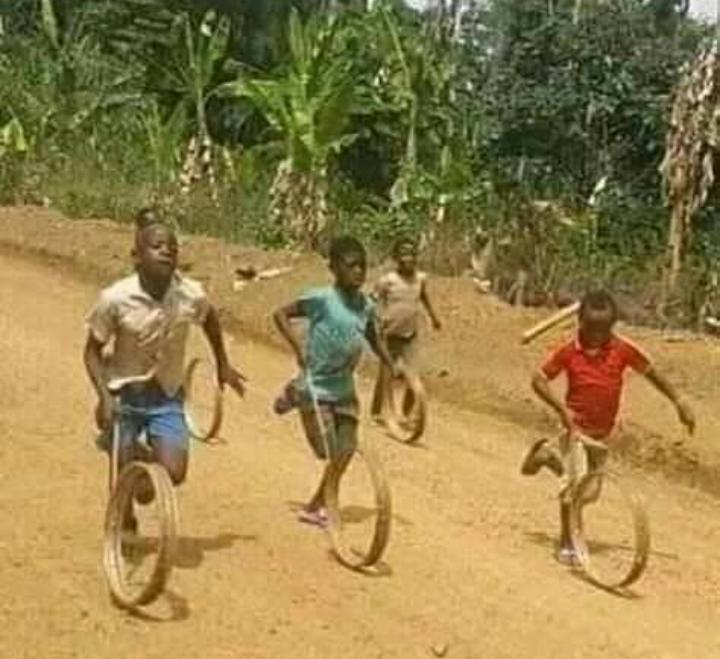 ahmad__asi's tweet photo. Retweet If You Played any of these Games while Growing Up.😂😂😂 https://t.co/XnUvpdkQjp