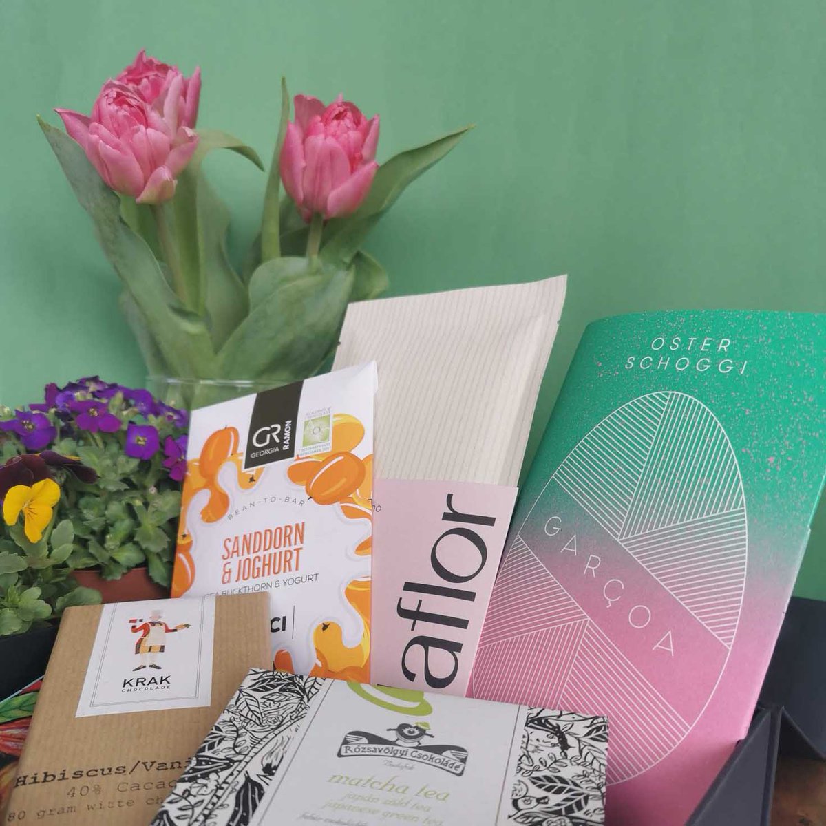 Unser Newsletter vor Ostern:

🎁 Bean to Bar Geschenkbox für Ostern
🍫 Schokoladen Degustation Ende März
🌷 Schokolade und Ostern

Lese den kompletten Newsletter hier: mailchi.mp/dc45d9bb5fb0/o…