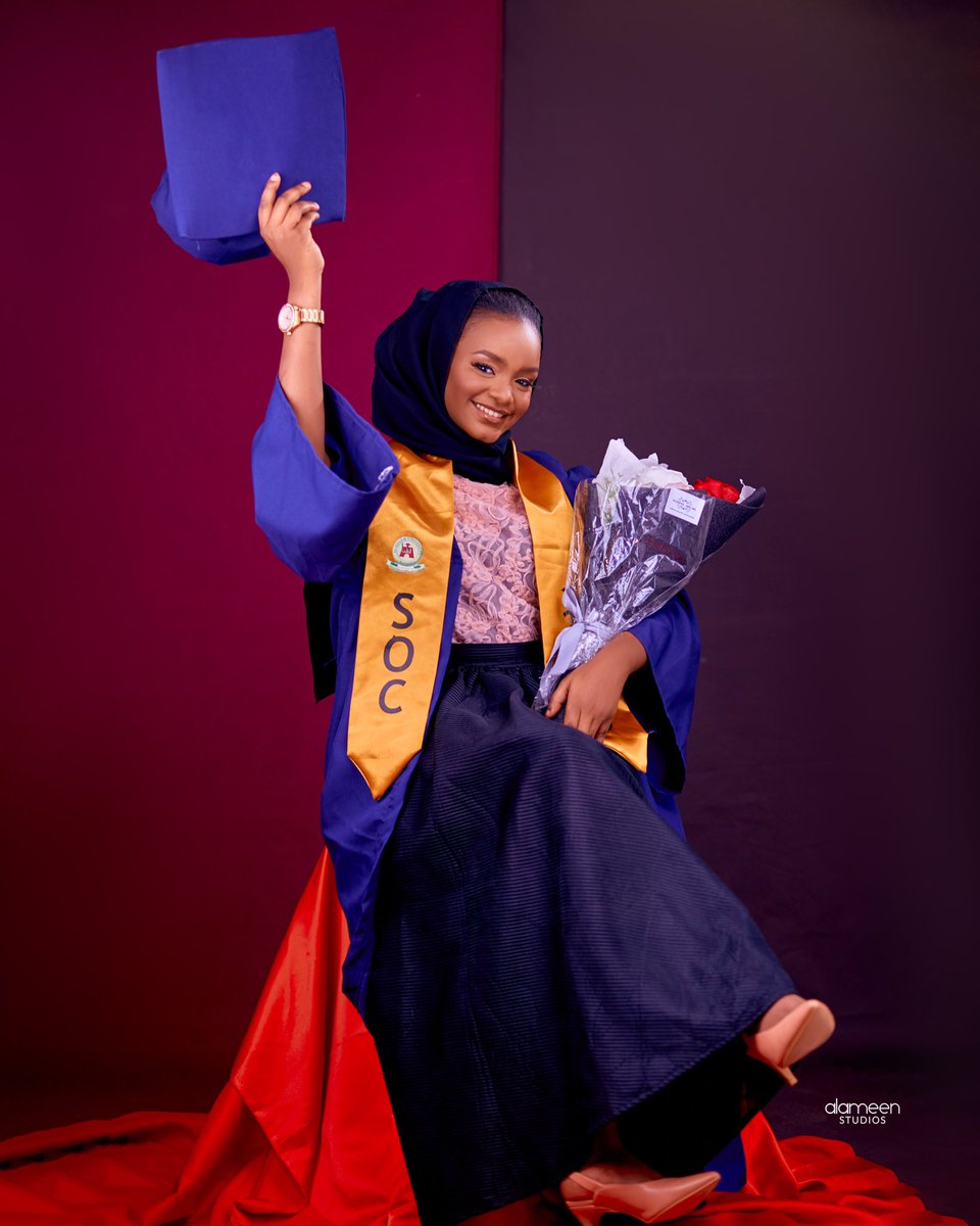 fannahnura's tweet photo. Bsc Sociology🎓 https://t.co/eEpsRWUgmZ