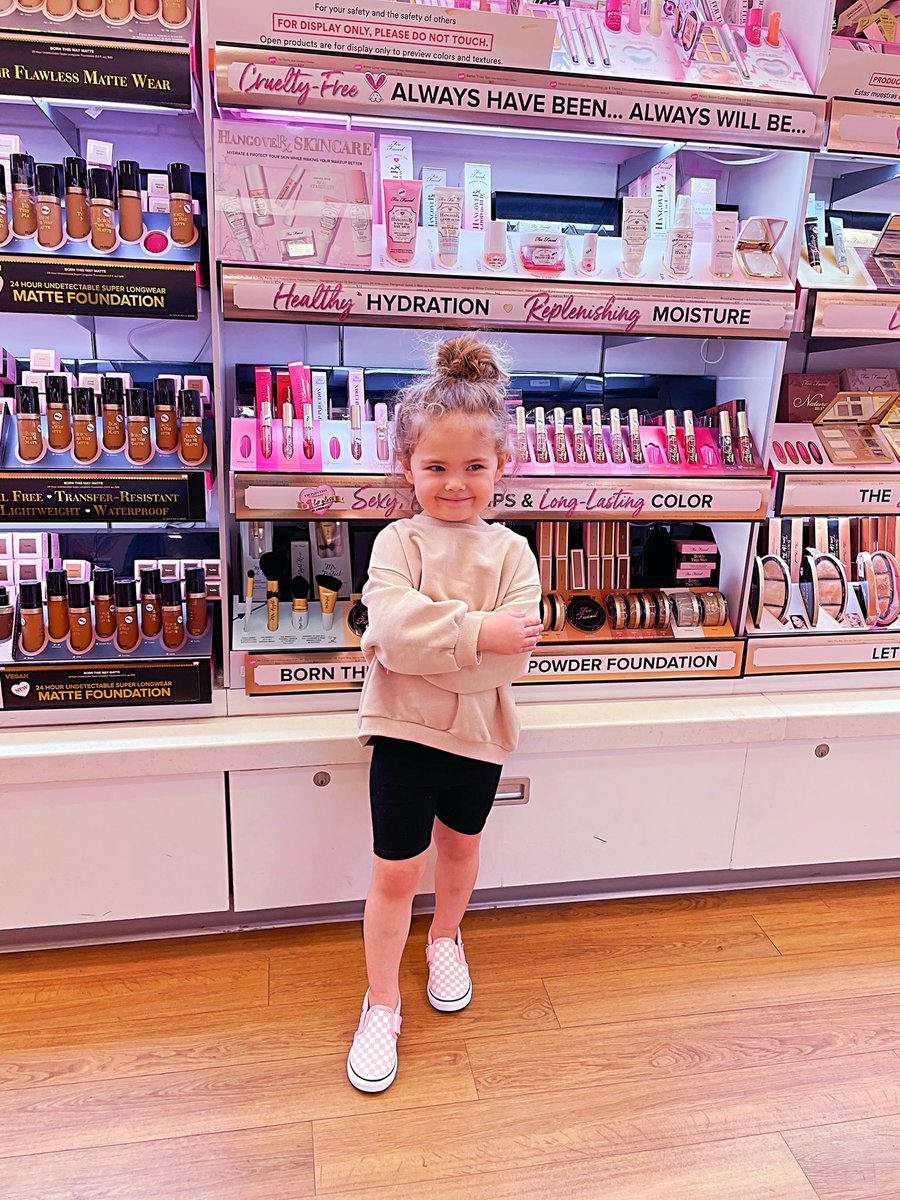 RT @lexyloftis: Ivie wanted to spend all her birthday money at Ulta https://t.co/BrlSk1i8H8