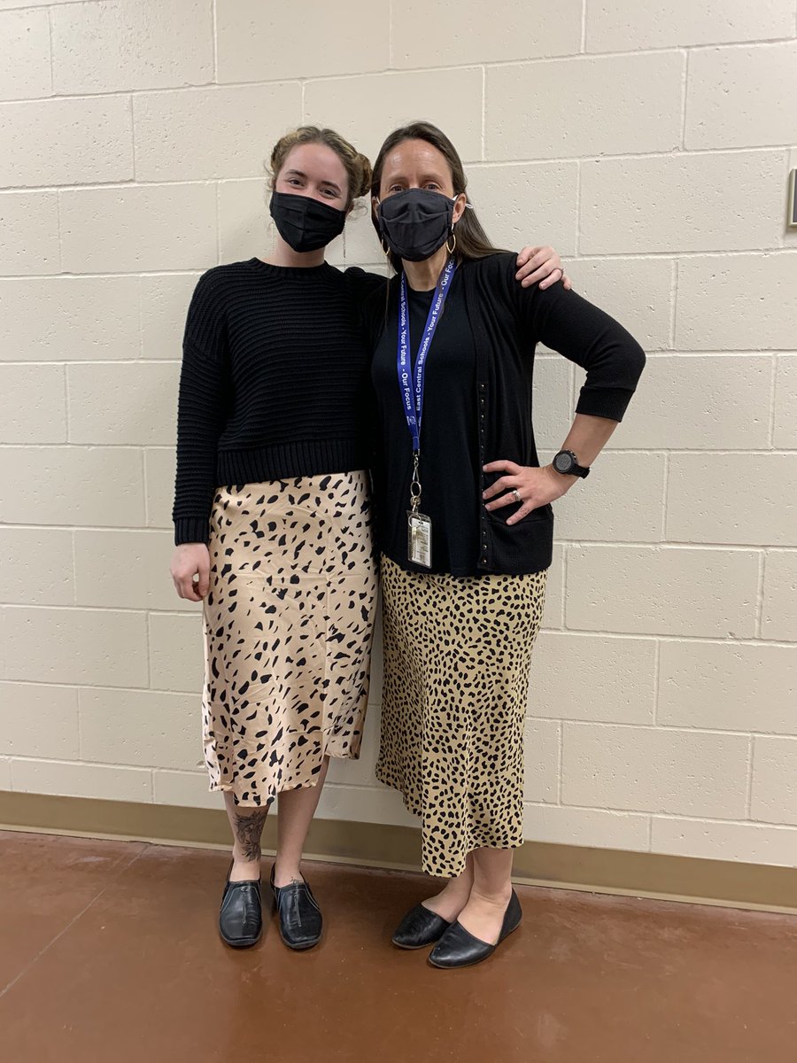 This just happened and we didn’t plan it.  Twinning @isd2580!