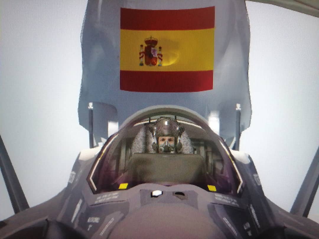 FLOANVirtual's tweet photo. #F35BCombatReady &amp; #P3D &amp; #VRSTacPackCombatSystem ✈⚔ Vuelo de nuestra #NovenaEscuadrillaVirtual 🇪🇸 en #MCASCampPendleton &amp;  #SanClementeIslandRangeComplex (#KNFG #California 🇺🇸), donde nuestros pilotos se adiestran en el vuelo en #IVAOUSA 🇺🇸 con el #LockheedMartin #F35B https://t.co/PbxFgcX3Dk