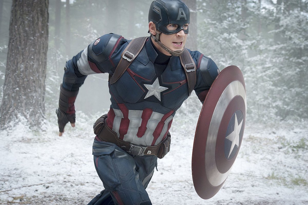 juju48884033's tweet photo. the item u think u ordered online vs. the actual thing #NotMyCaptainAmerica #notAmericasAss #TheFalconAndTheWinterSoldier https://t.co/6VAHMttRnS